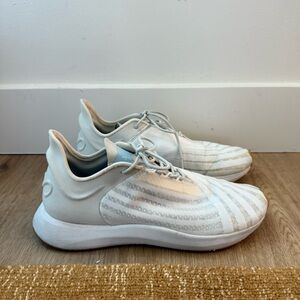 Saysh White Sneakers